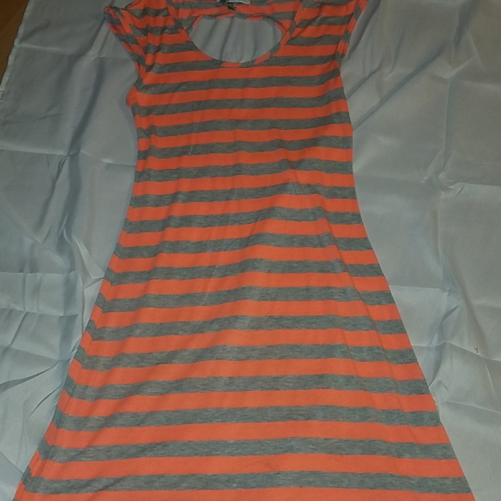 Orange & gray stretch